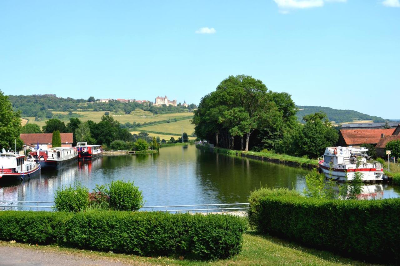 Domaine De Vandenesse Et Spa Exterior foto